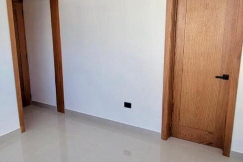WhatsApp Image 2025-05-22 at 2.40.31 PM (5)