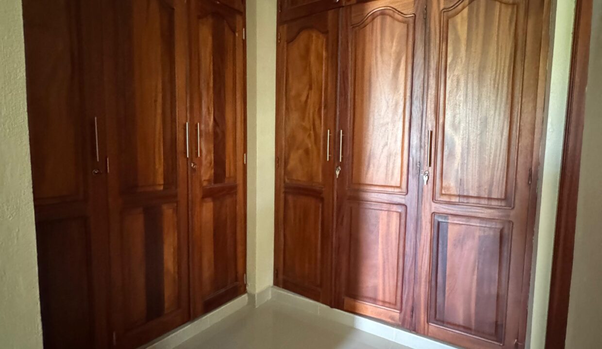 WhatsApp Image 2025-08-03 at 6.59.36 PM (4)