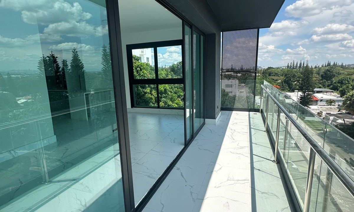 WhatsApp Image 2025-09-10 at 12.04.09 PM (1)