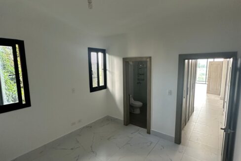 WhatsApp Image 2025-09-10 at 12.04.13 PM (1)