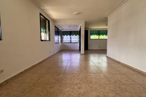 WhatsApp Image 2025-10-26 at 6.35.51 PM (1)