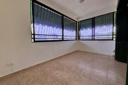 WhatsApp Image 2025-10-26 at 6.35.51 PM (2)