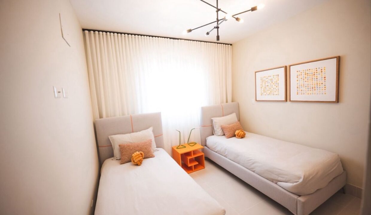 WhatsApp Image 2025-10-28 at 2.10.14 PM (2)