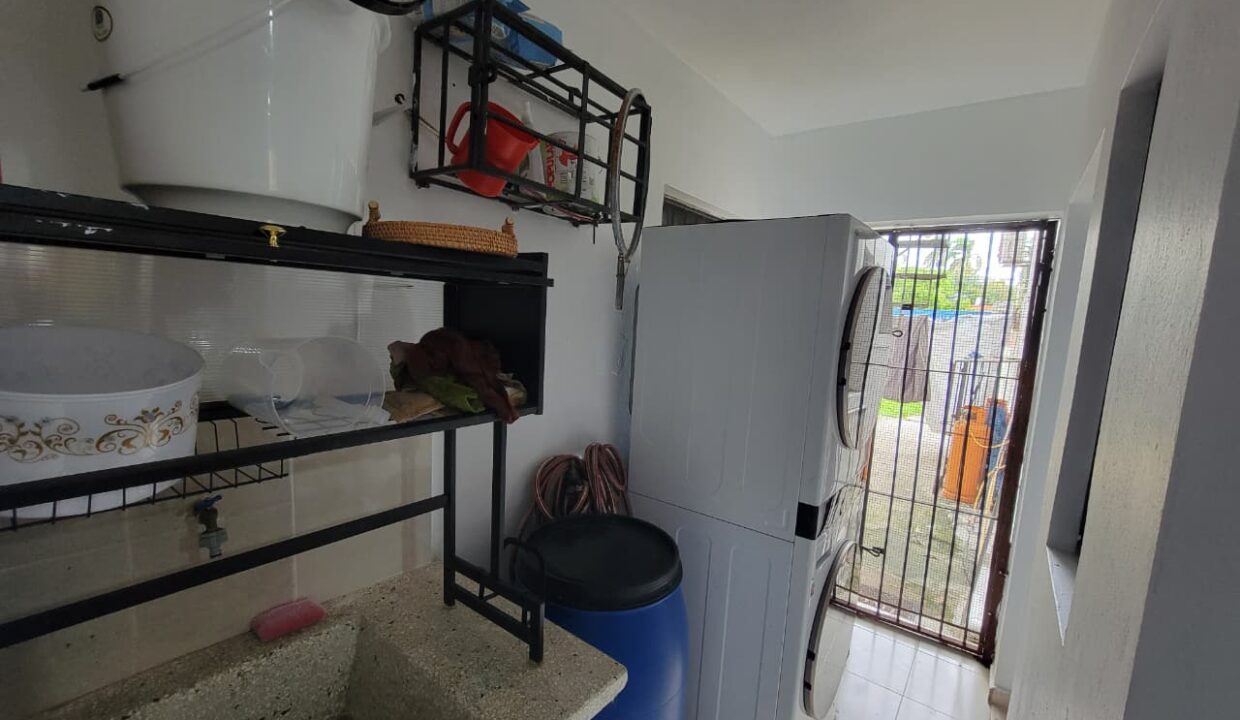 WhatsApp Image 2025-11-06 at 7.17.43 PM