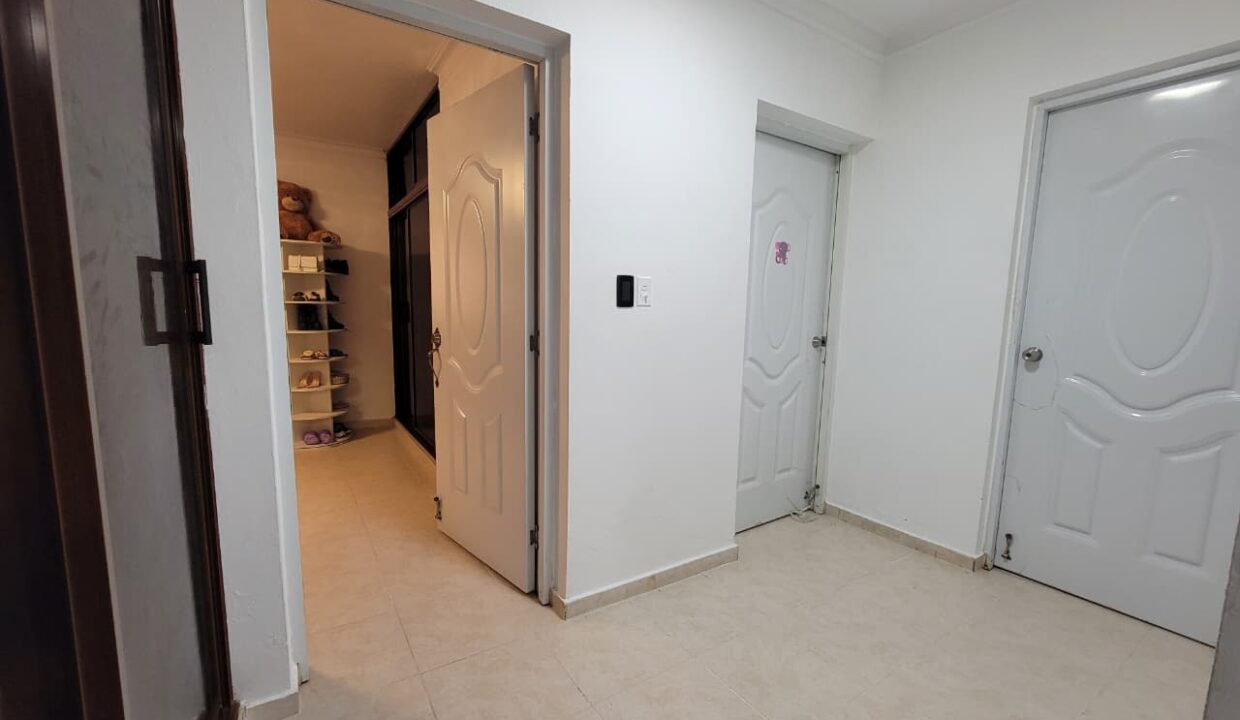 WhatsApp Image 2025-11-06 at 7.17.48 PM (1)