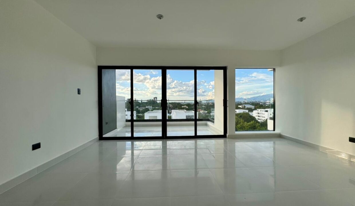 WhatsApp Image 2025-11-23 at 10.16.56 AM (4)