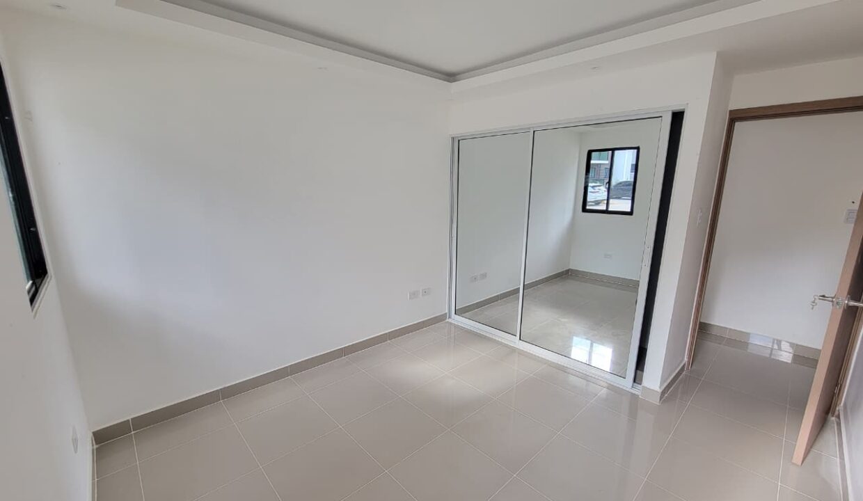 WhatsApp Image 2025-11-20 at 5.53.26 PM