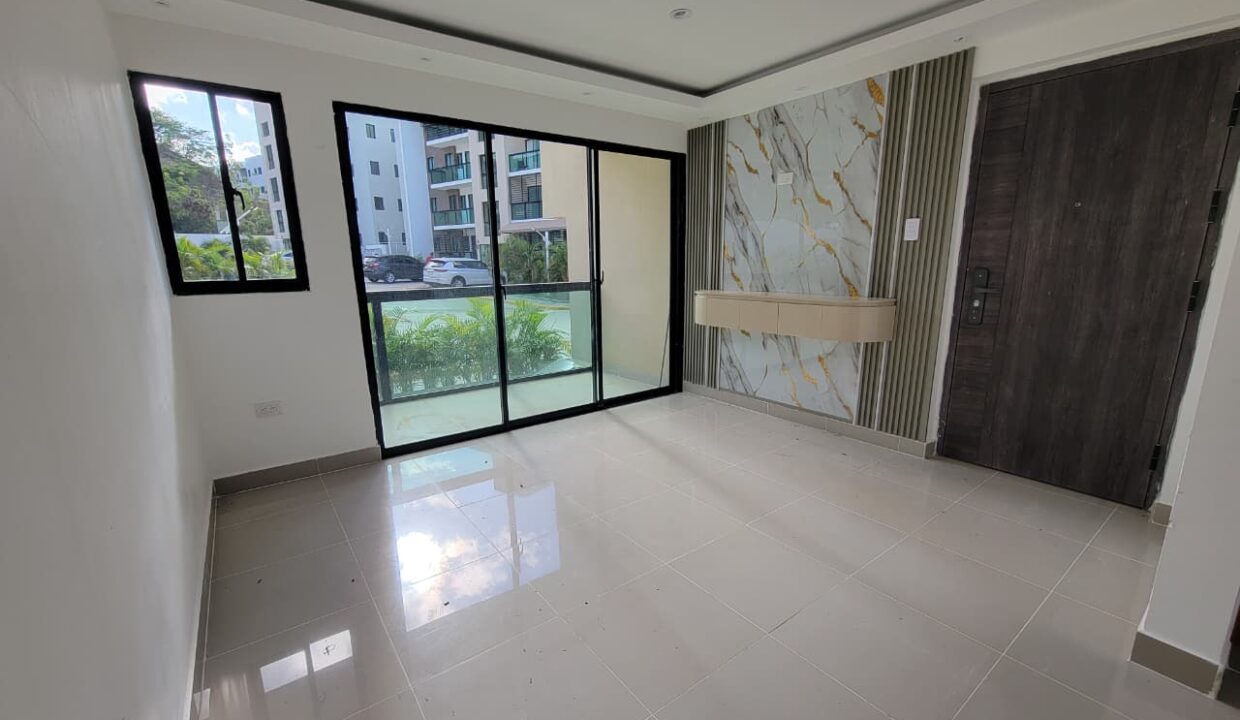 WhatsApp Image 2025-11-20 at 5.53.28 PM (1)