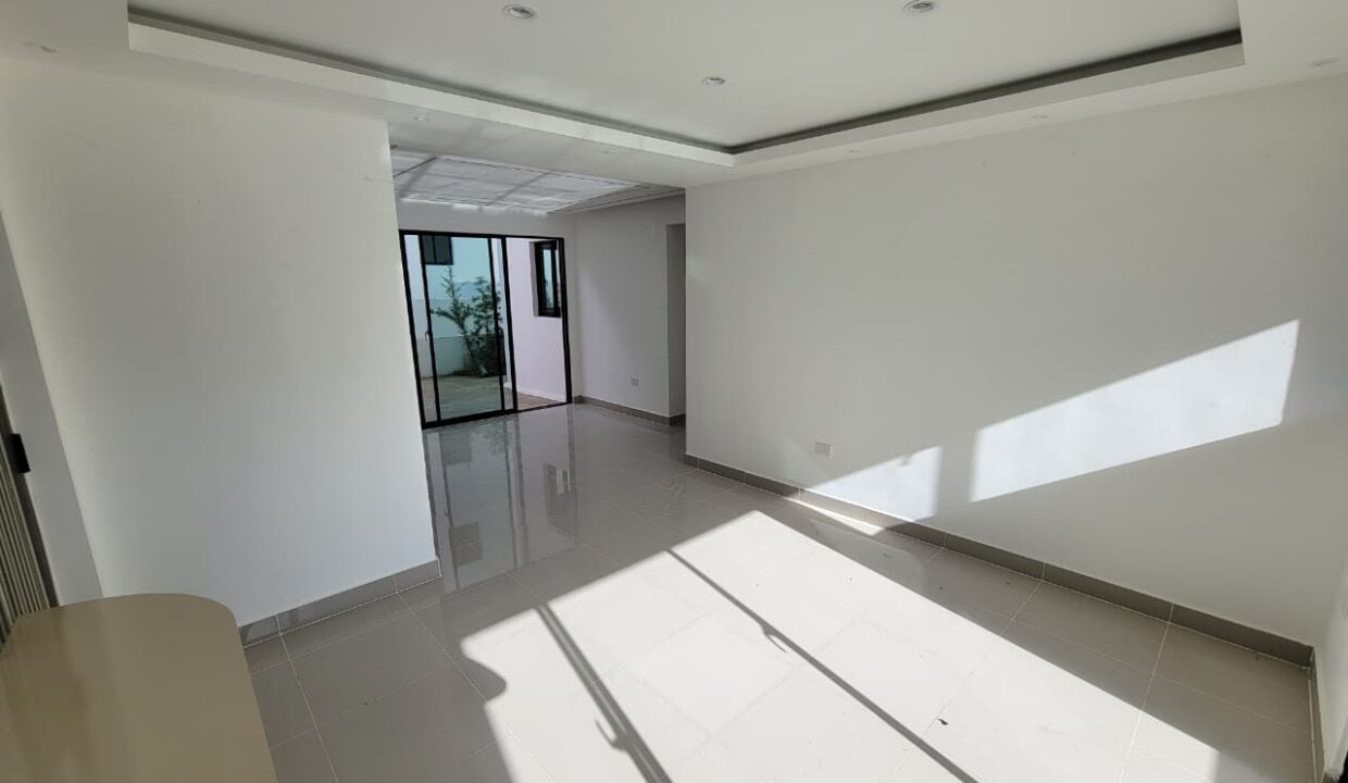 WhatsApp Image 2025-11-20 at 5.53.29 PM