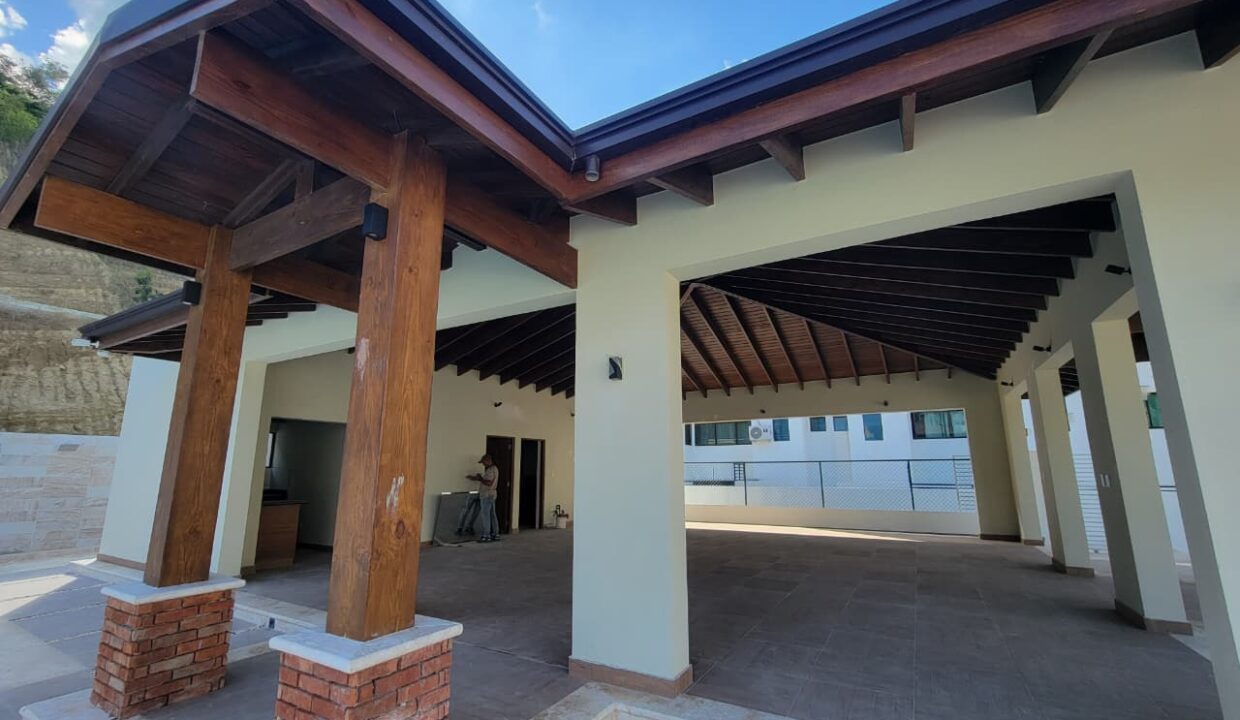 WhatsApp Image 2025-11-20 at 5.53.30 PM