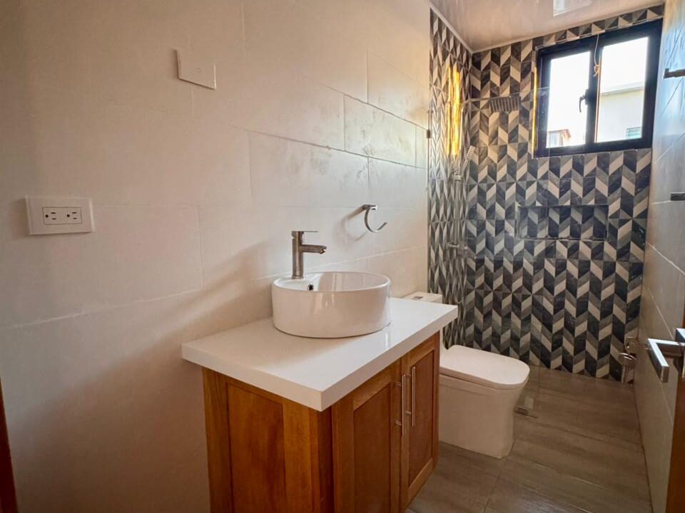 WhatsApp Image 2025-12-26 at 11.04.47 (1)