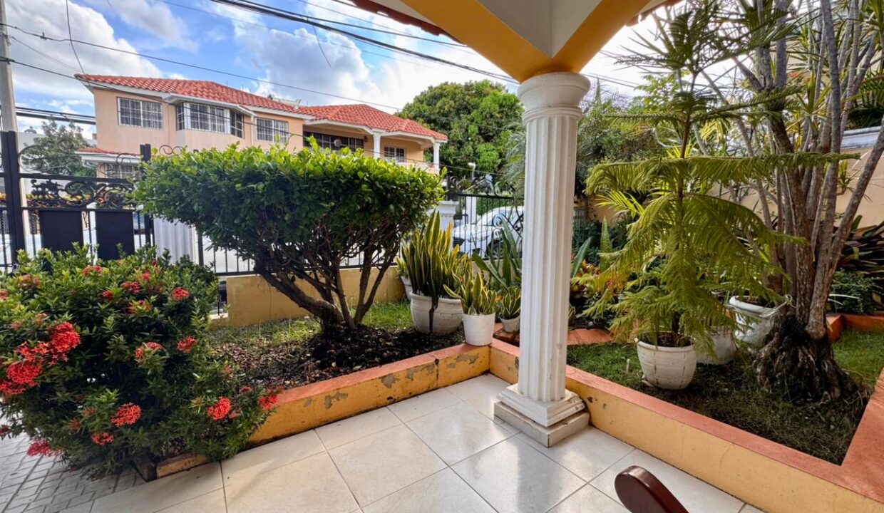 WhatsApp Image 2025-11-02 at 1.48.26 PM