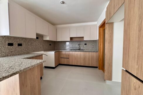 WhatsApp Image 2025-11-23 at 10.16.56 AM (7)