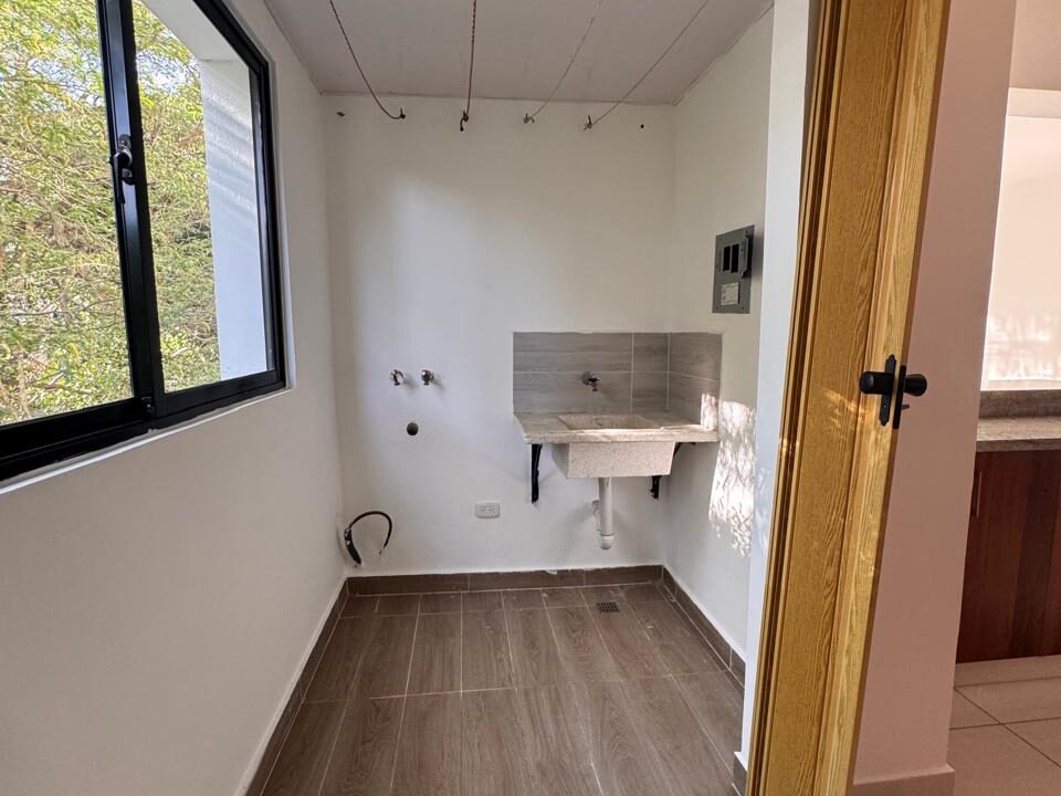 WhatsApp Image 2026-01-12 at 12.17.33 (8)