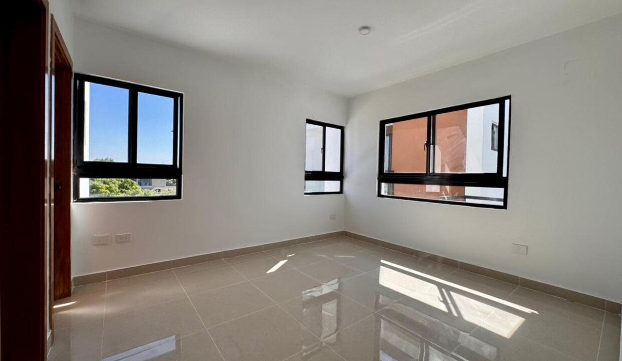 WhatsApp Image 2026-01-28 at 12.08.12 PM (1)