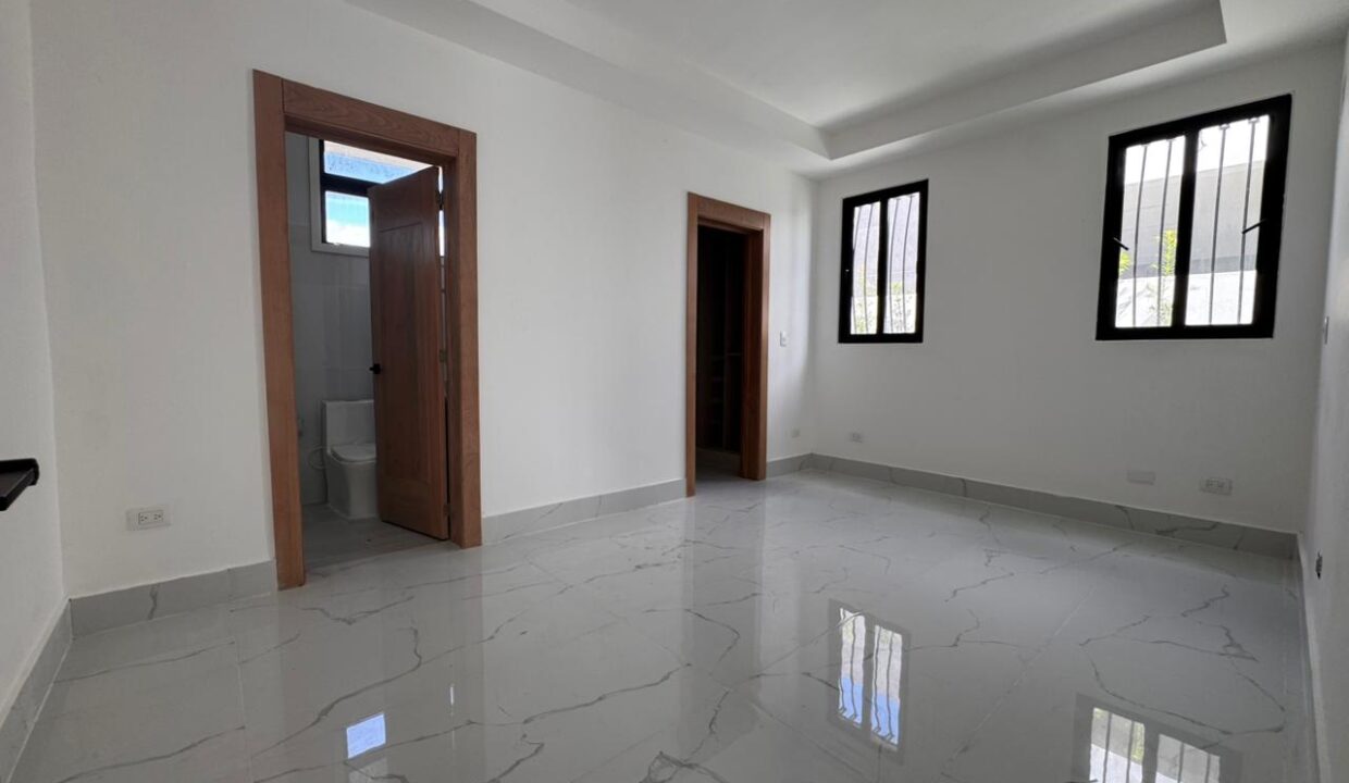 WhatsApp Image 2026-01-15 at 9.57.03 PM (1)