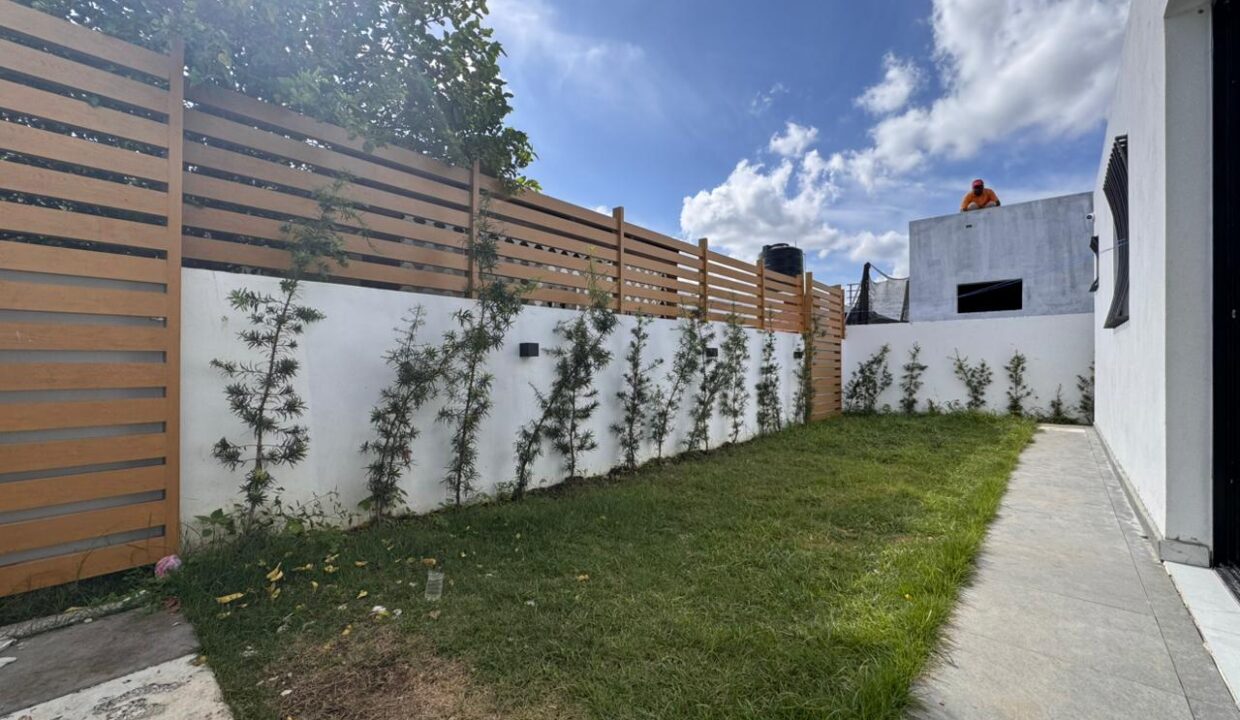 WhatsApp Image 2026-01-15 at 9.57.04 PM (7)