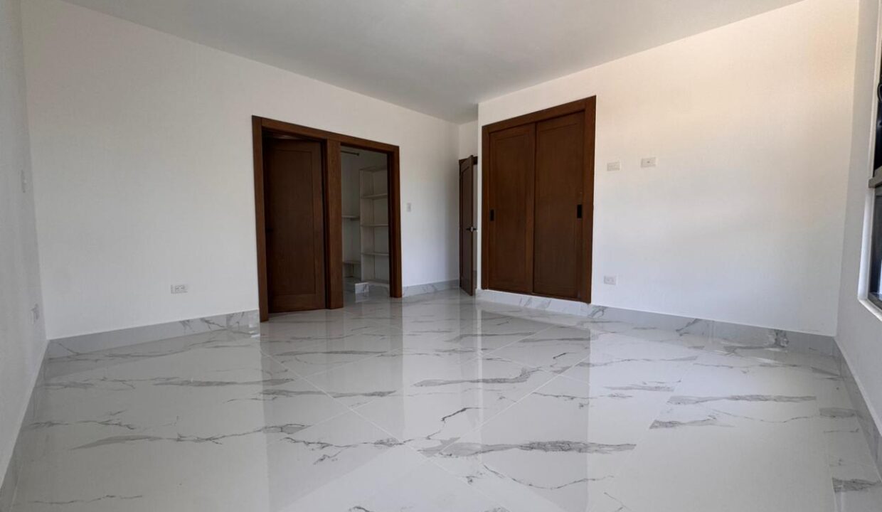 WhatsApp Image 2026-02-12 at 9.11.41 PM (4)