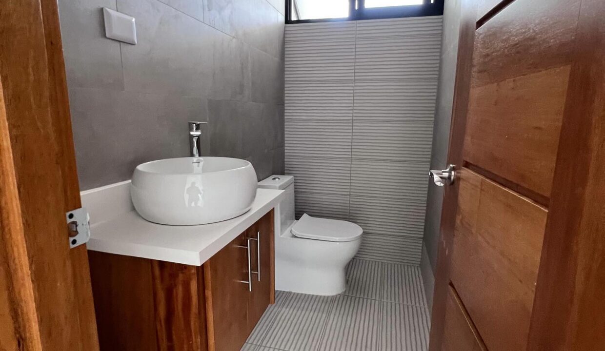 649616512_17974378860007688_5196813830390719465_n