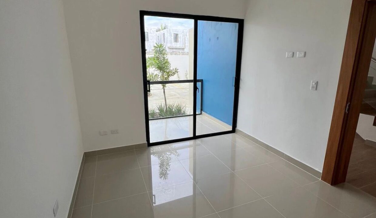 WhatsApp Image 2026-03-10 at 10.31.19 PM (3)