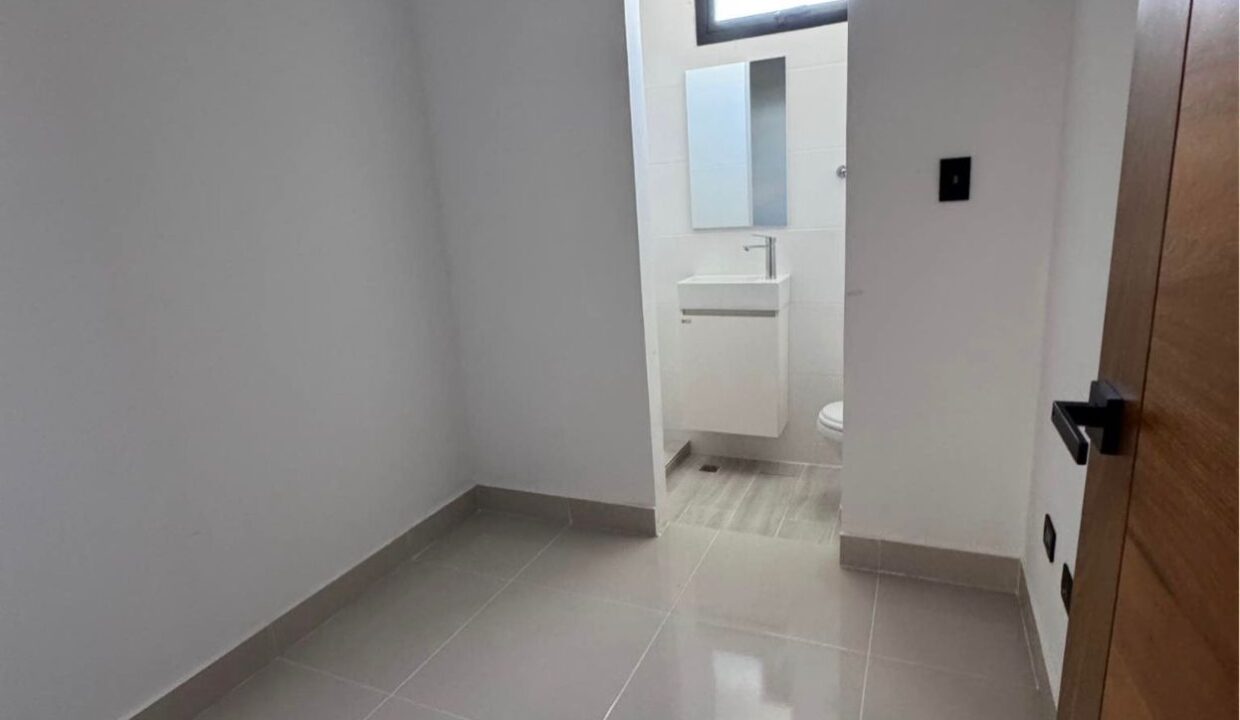 WhatsApp Image 2026-04-06 at 7.22.07 AM (6)